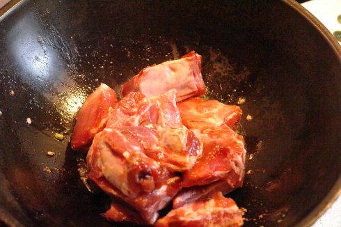 酱烧排骨的做法