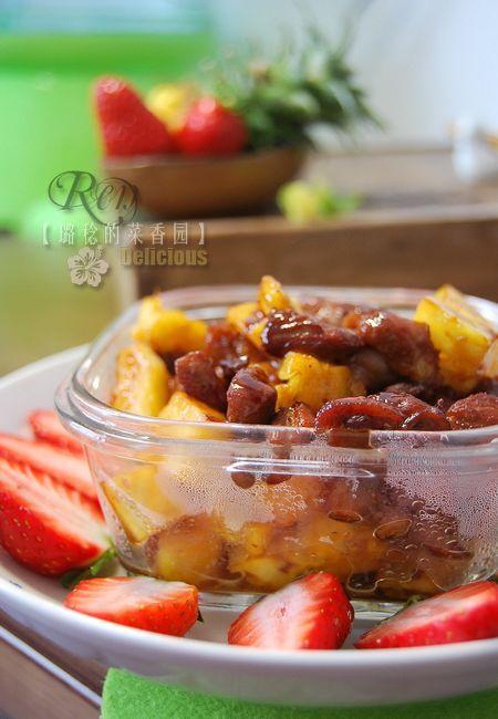 菠萝炒鸭肉粒的做法