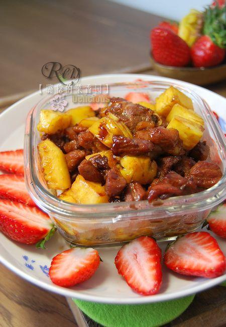 菠萝炒鸭肉粒的做法