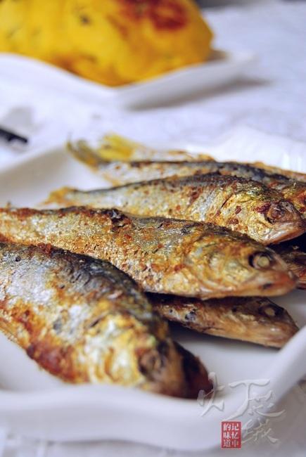 电饼铛油煎海鲫鱼的做法