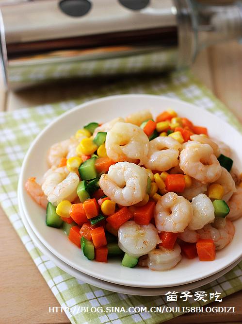 ��ɫ��Ϻ�ʵ�����