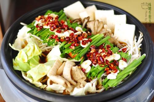 味噌牛肚火锅的做法