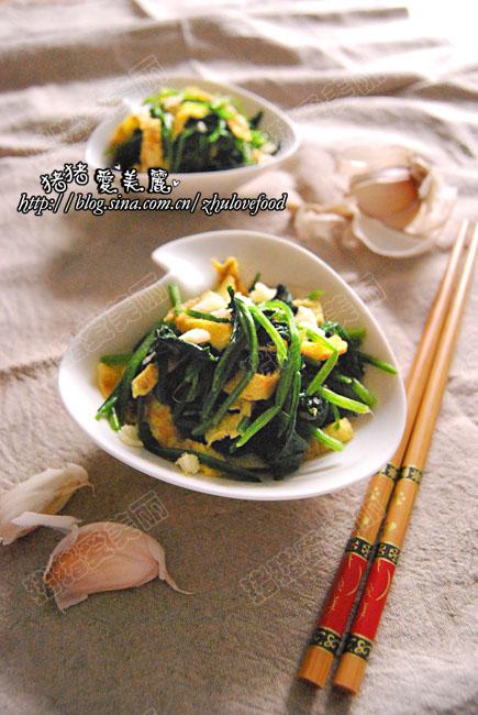 鸡蛋拌菠菜的做法