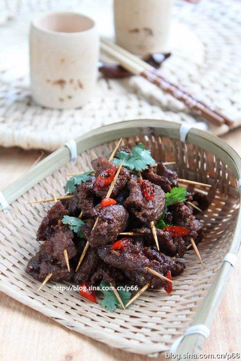 ������ǩţ�������