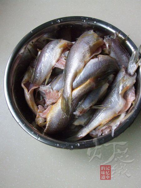 酱油水煮小黄花的做法