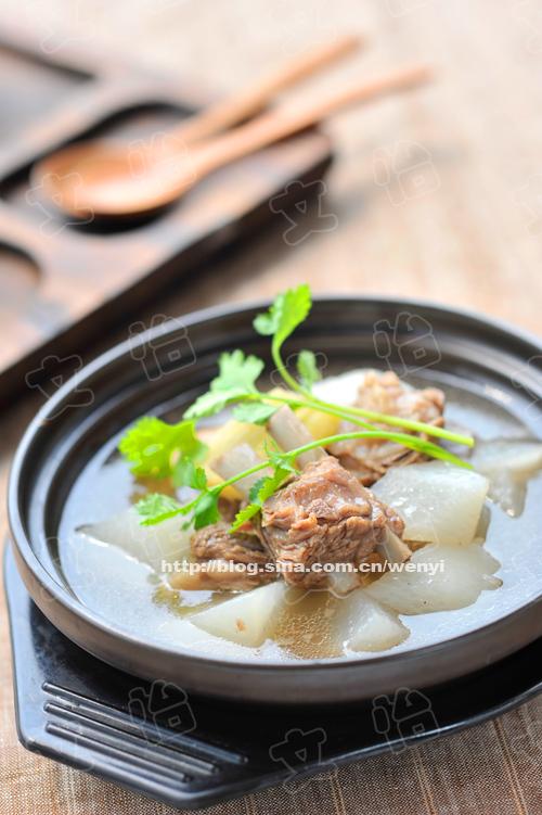 白萝卜清炖羊排的做法