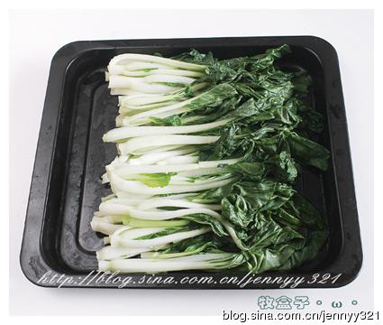 菜干杏仁煲猪展肉的做法