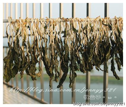 菜干杏仁煲猪展肉的做法