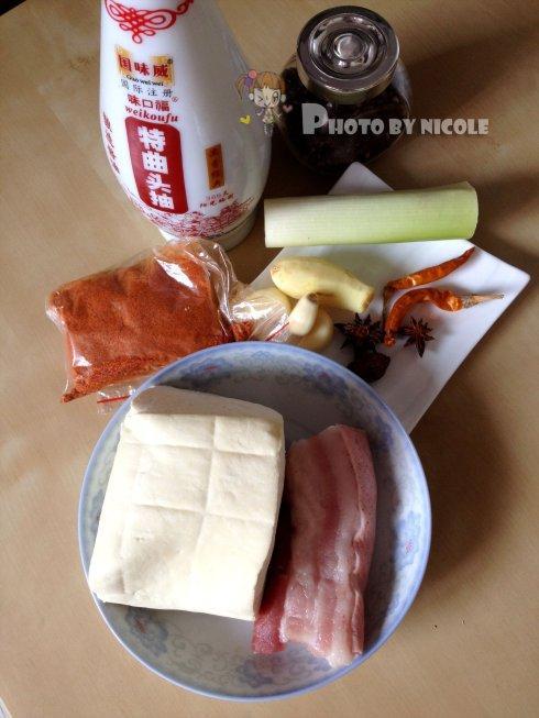 老汤炖豆腐的做法