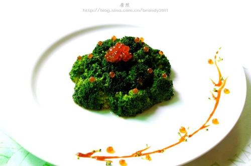 蚝油鱼子西兰花的做法