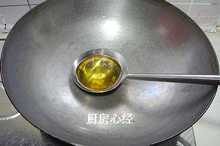 10秒铁锅干煸白菜稍干煸白菜的做法