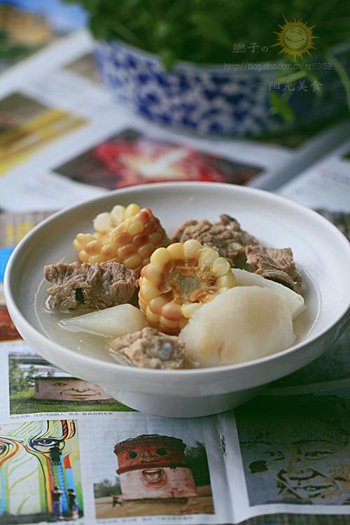 玉米萝卜排骨汤的做法