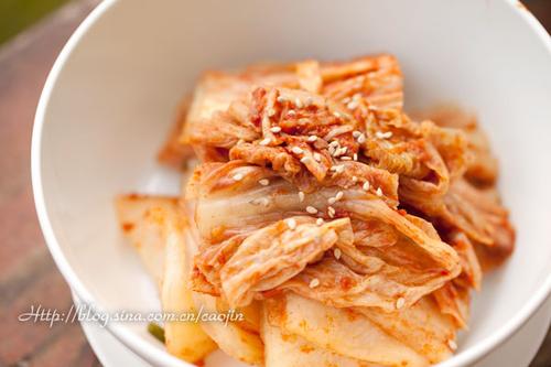 辣白菜玉米球的做法