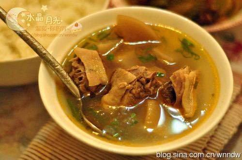 酸萝卜老鸭汤的做法