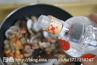 蒜香韭菜花甲的做法