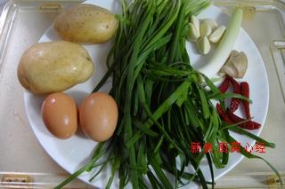 春韭炒土豆的做法