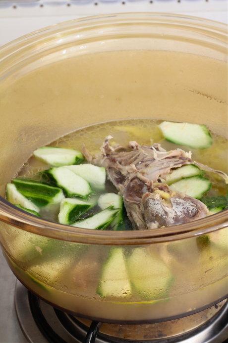 ��˺����м�������