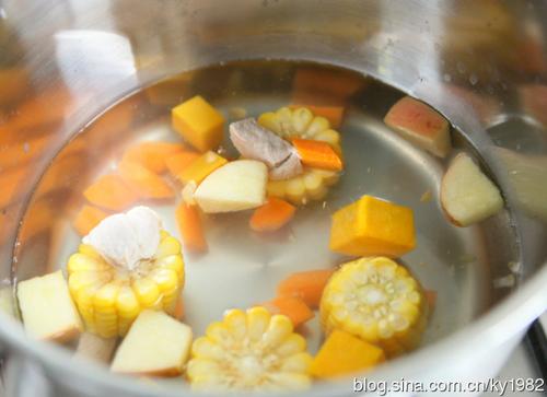 田园蔬菜养生汤的做法