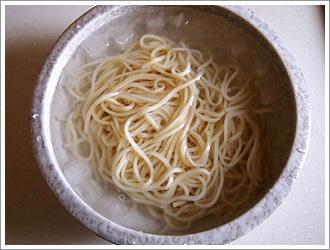 �����齴֭������