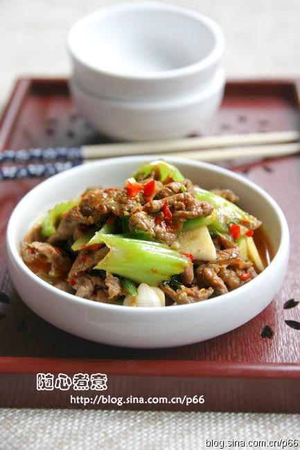 �ݽ�ţ�⳴�ǲ˵�����