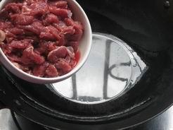 �ݽ�ţ�⳴�ǲ˵�����