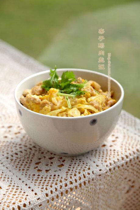 亲子鸡肉盖饭的做法