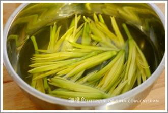 ���׻ƻ��˵�����