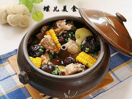 玉米香菇汽锅排骨的做法