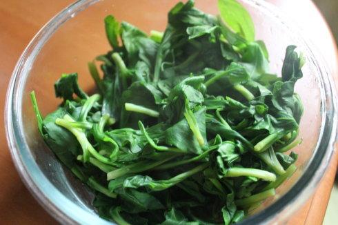 香干笋尖拌马兰的做法