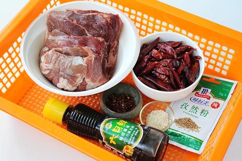 ��ǩ�������