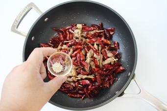 ��ǩ�������