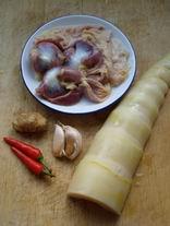 酸笋炒鸡胗的做法