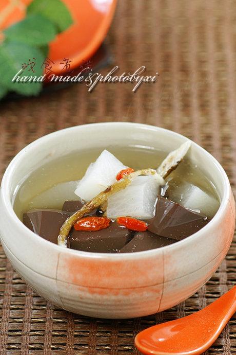 当归鸭血萝卜煮的做法