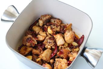 �½����̼�������