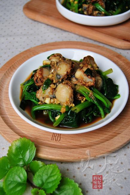 扇贝拌菠菜的做法