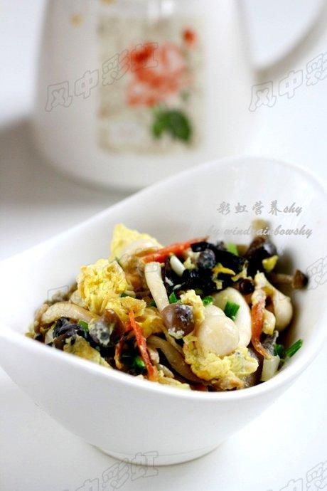 菌菇炒蛋的做法