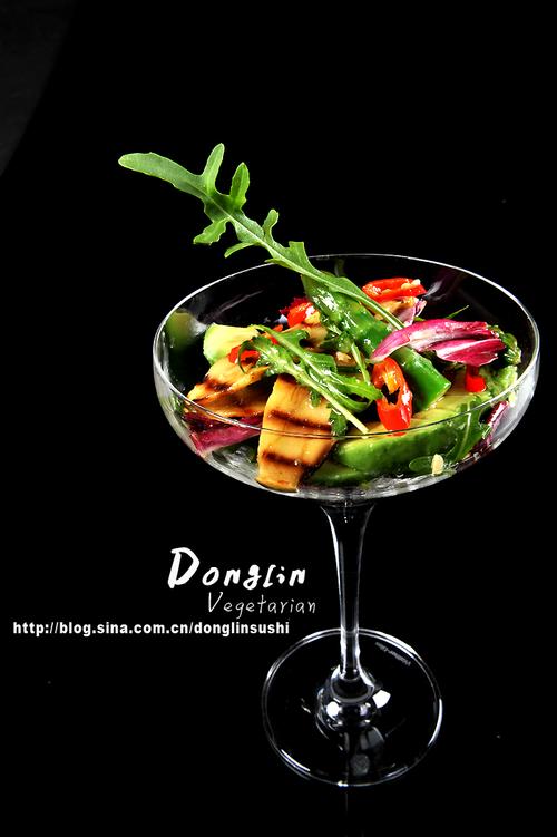 酪梨牛肝菌沙拉的做法