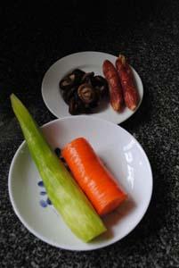 腊肠三丝的做法