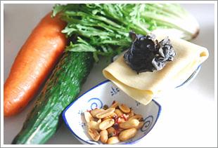 ˬ�����Ӱ������