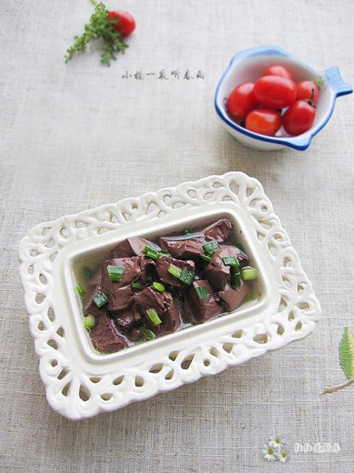 排毒去尘猪红汤的做法