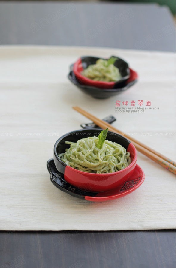 ��������������