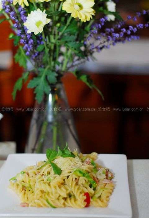 ���Ӹ������������������