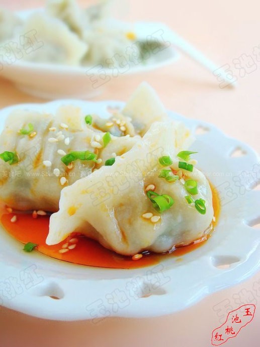 香菇青菜大肉饺子 香菇青菜大肉饺子的做法