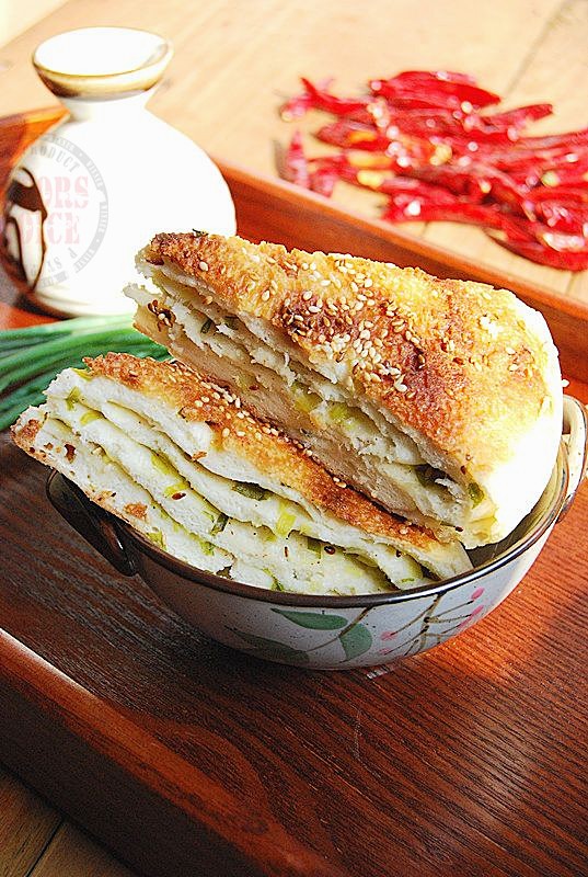 发面版葱油饼 发面版葱油饼的做法
