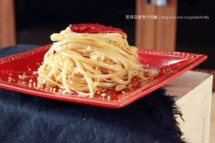 宫保蒜香意大利面的做法 宫保蒜香意大利面的做法