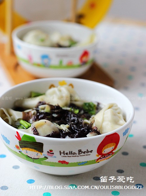 荠菜虾仁馄饨 荠菜虾仁馄饨的做法