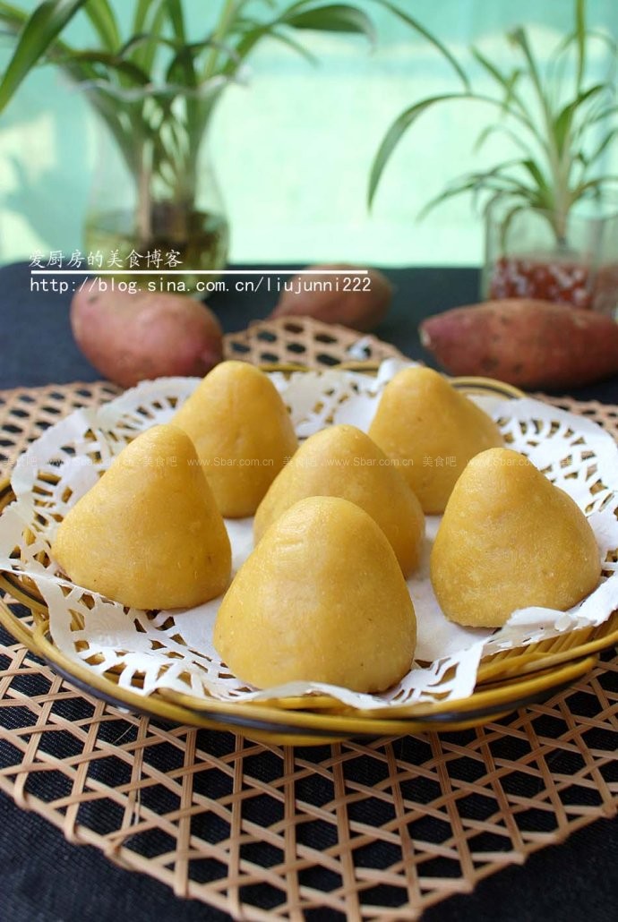 红薯窝窝头的做法 红薯窝窝头的做法