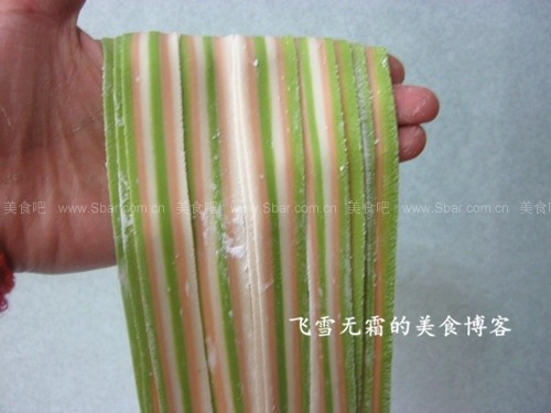 彩色面条 彩色面条的做法