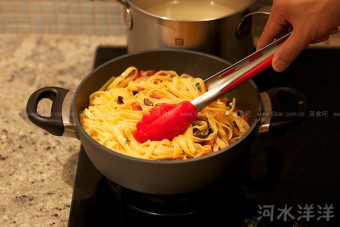 香辣意大利花魁面 香辣意大利花魁面的做法