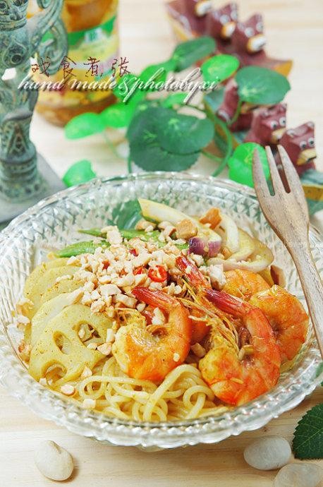 荷塘咖喱炒米粉 荷塘咖喱炒米粉的做法